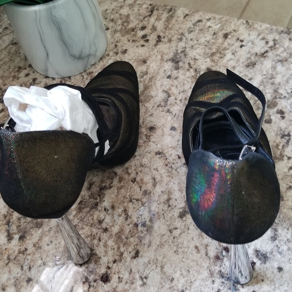 Never use karl Lagerfeld shoes - Picture 2 of 3